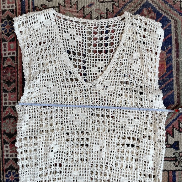 Crochet style coverup - Picture 6 of 6